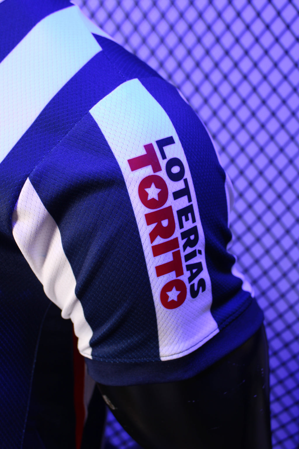 Camiseta oficial 2025 de Alianza Lima con Sponsor