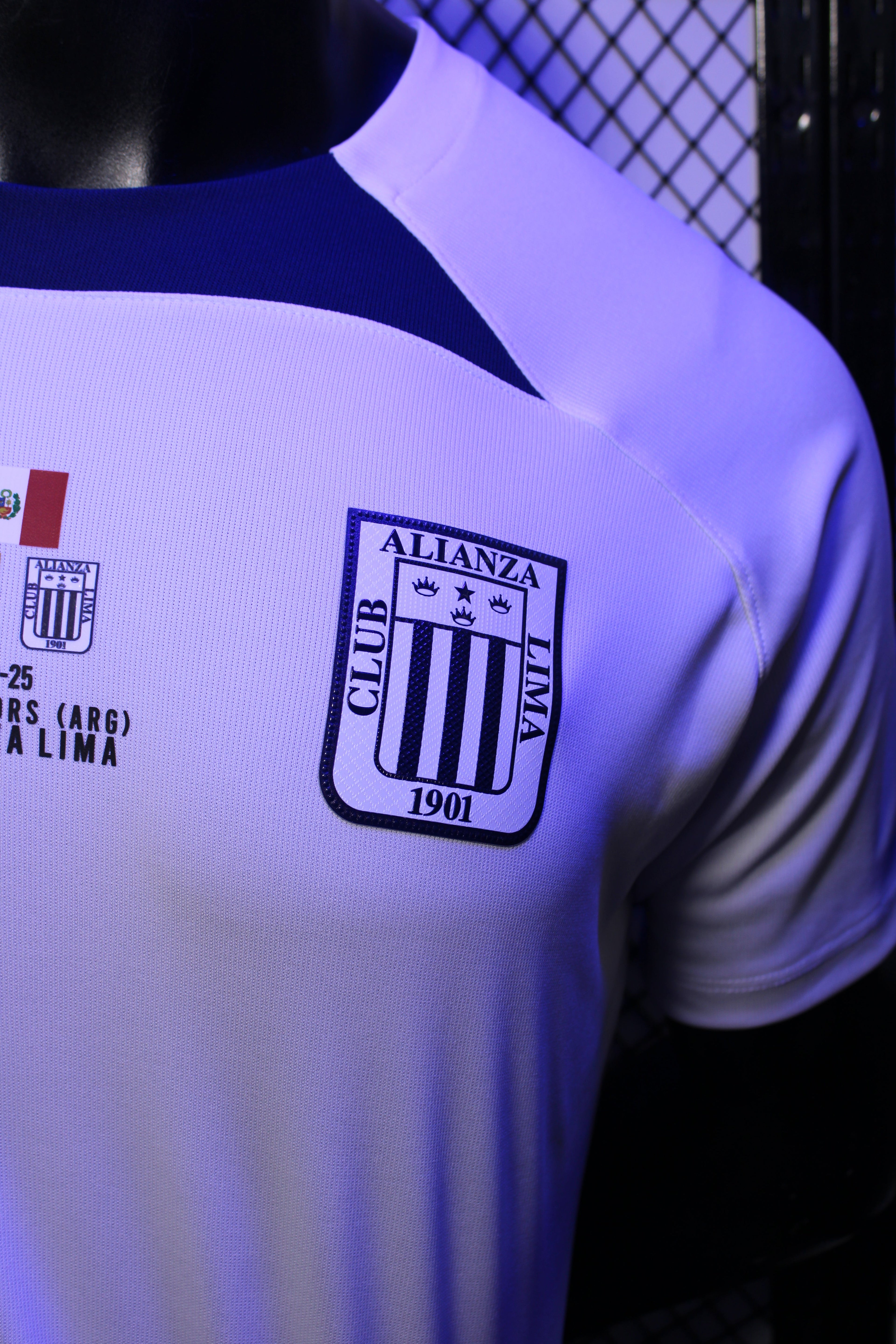 Camiseta Bombonera de Alianza Lima