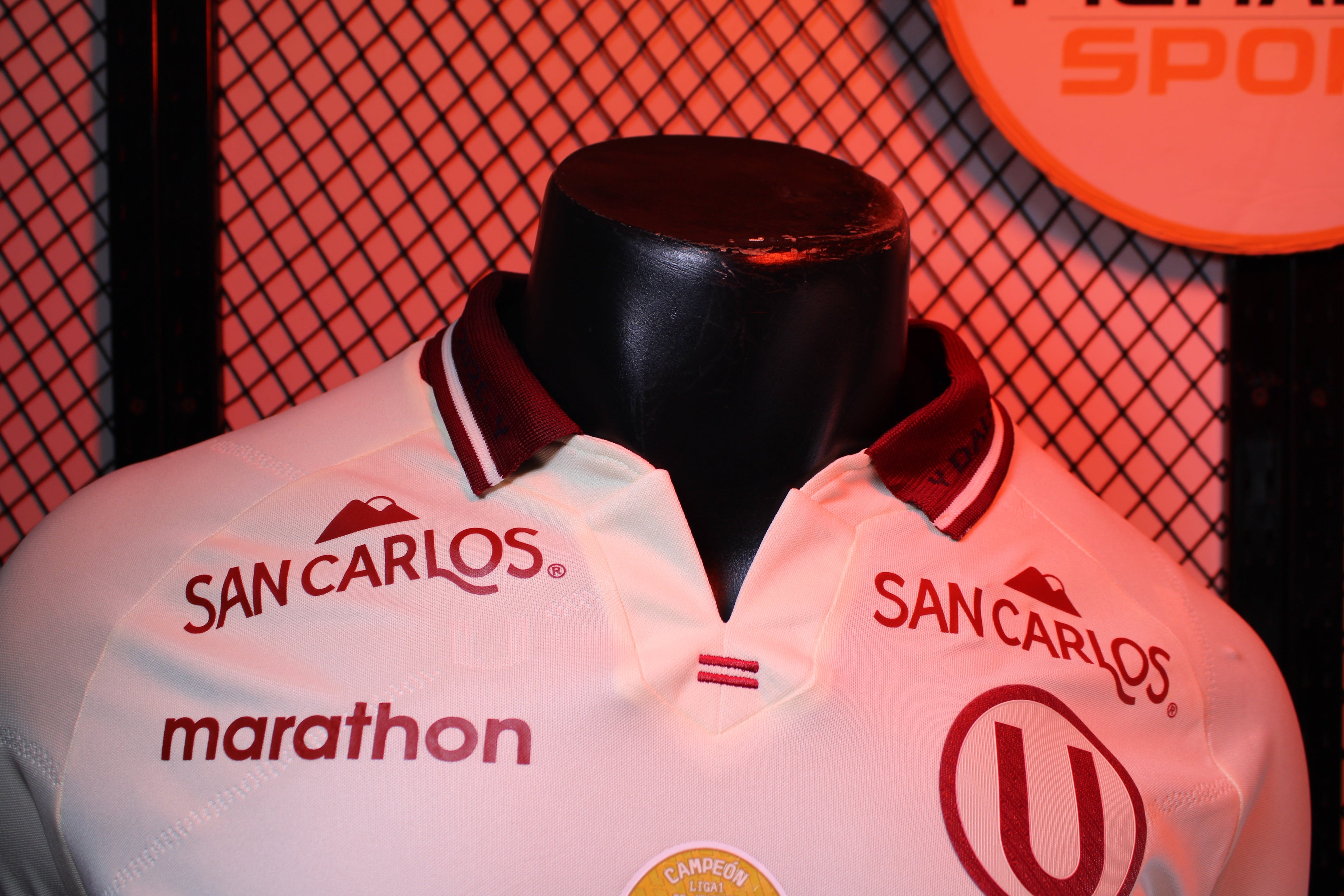 Camiseta oficial 2026 universitario de deportes