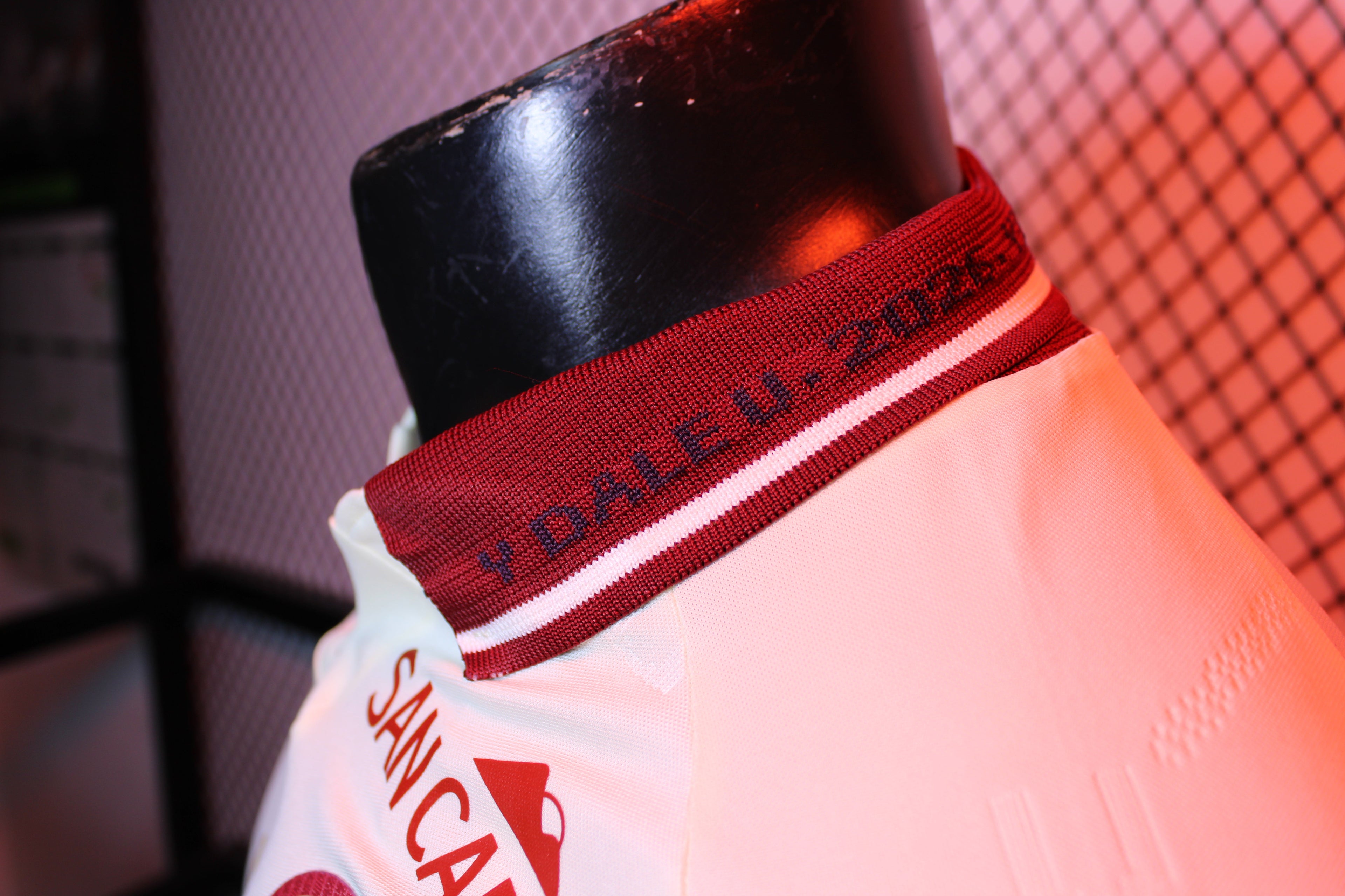 Camiseta oficial 2026 universitario de deportes