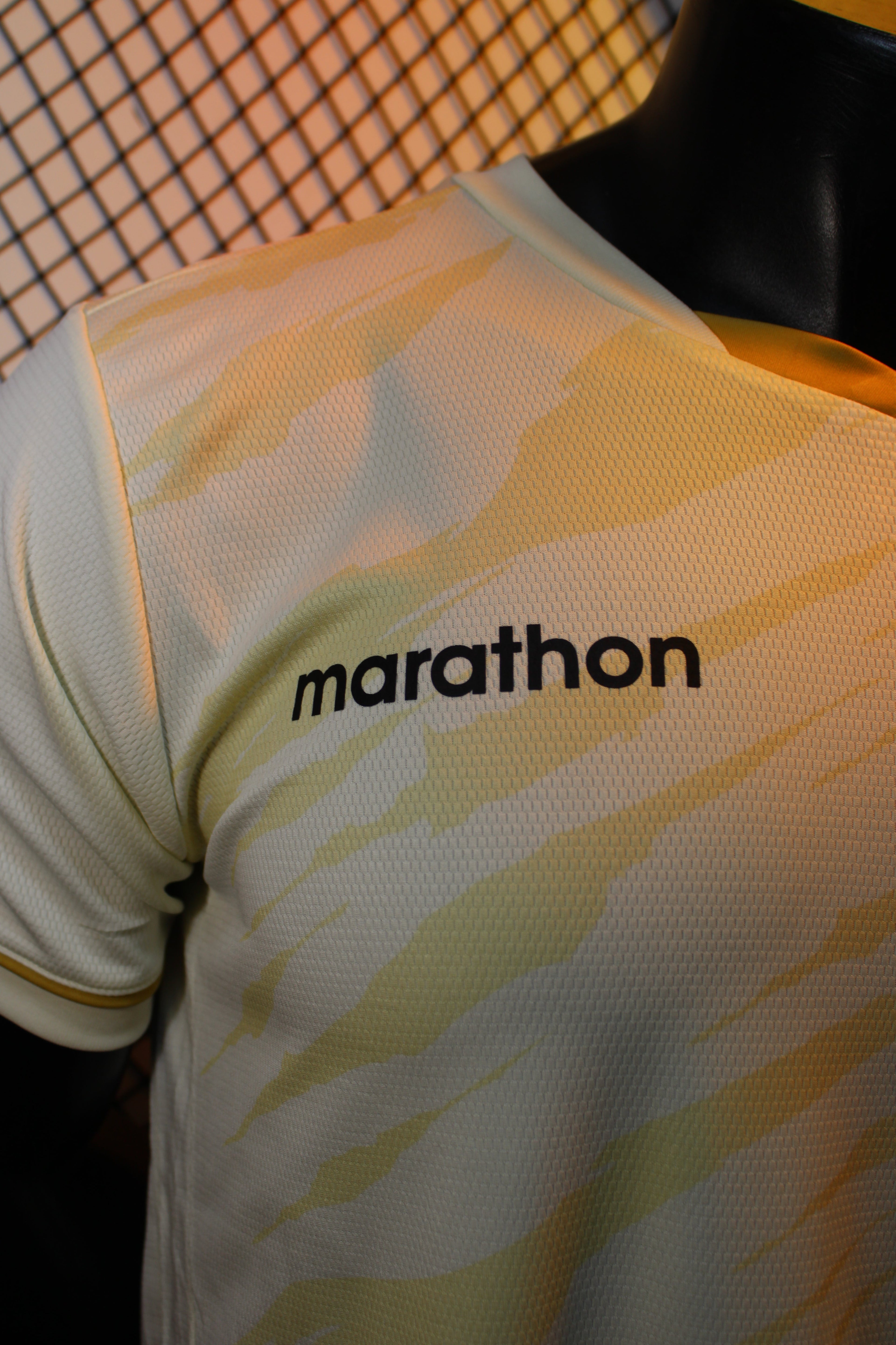 Camiseta oficial 2025 Universitario de deportes