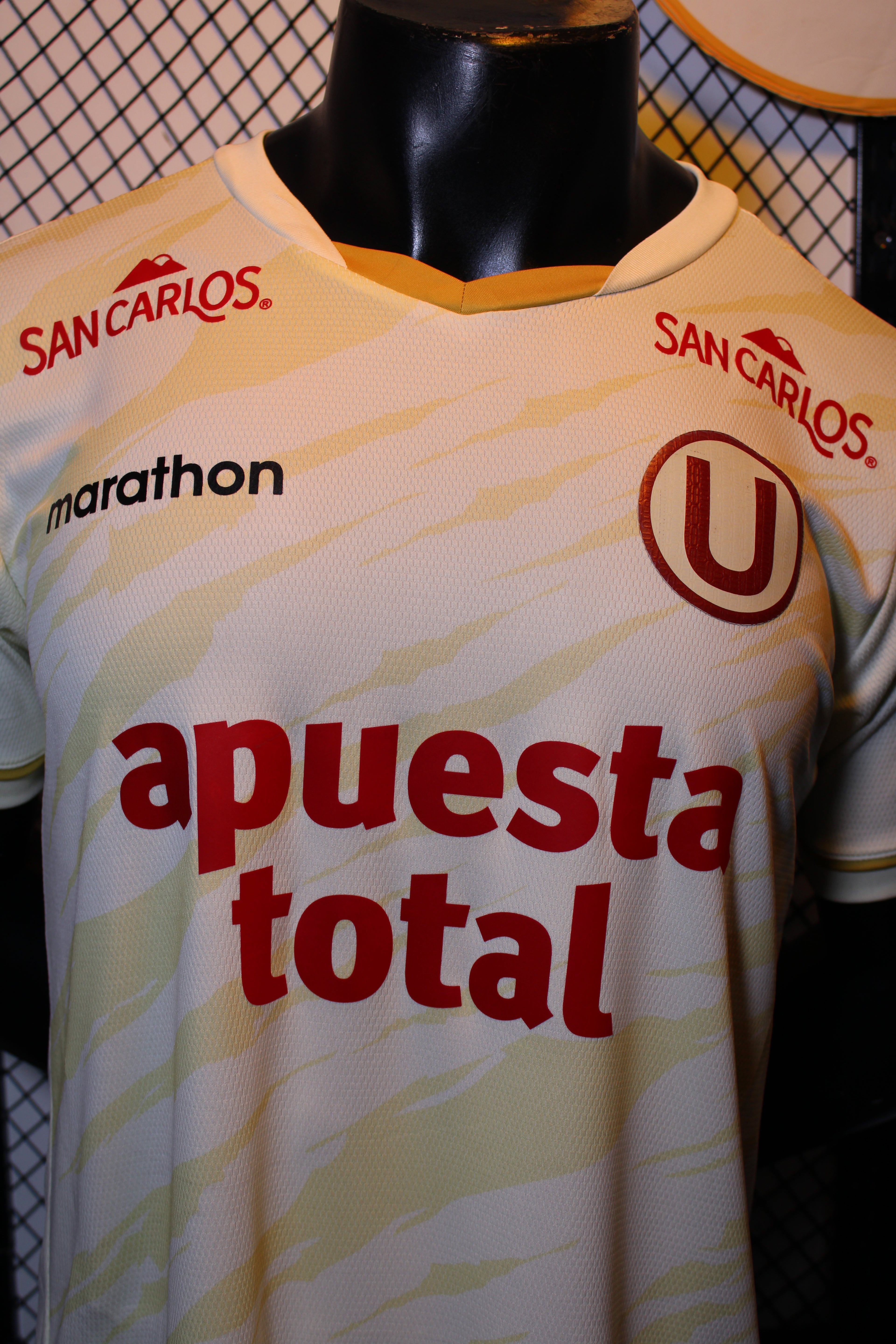 Camiseta oficial 2025 Universitario