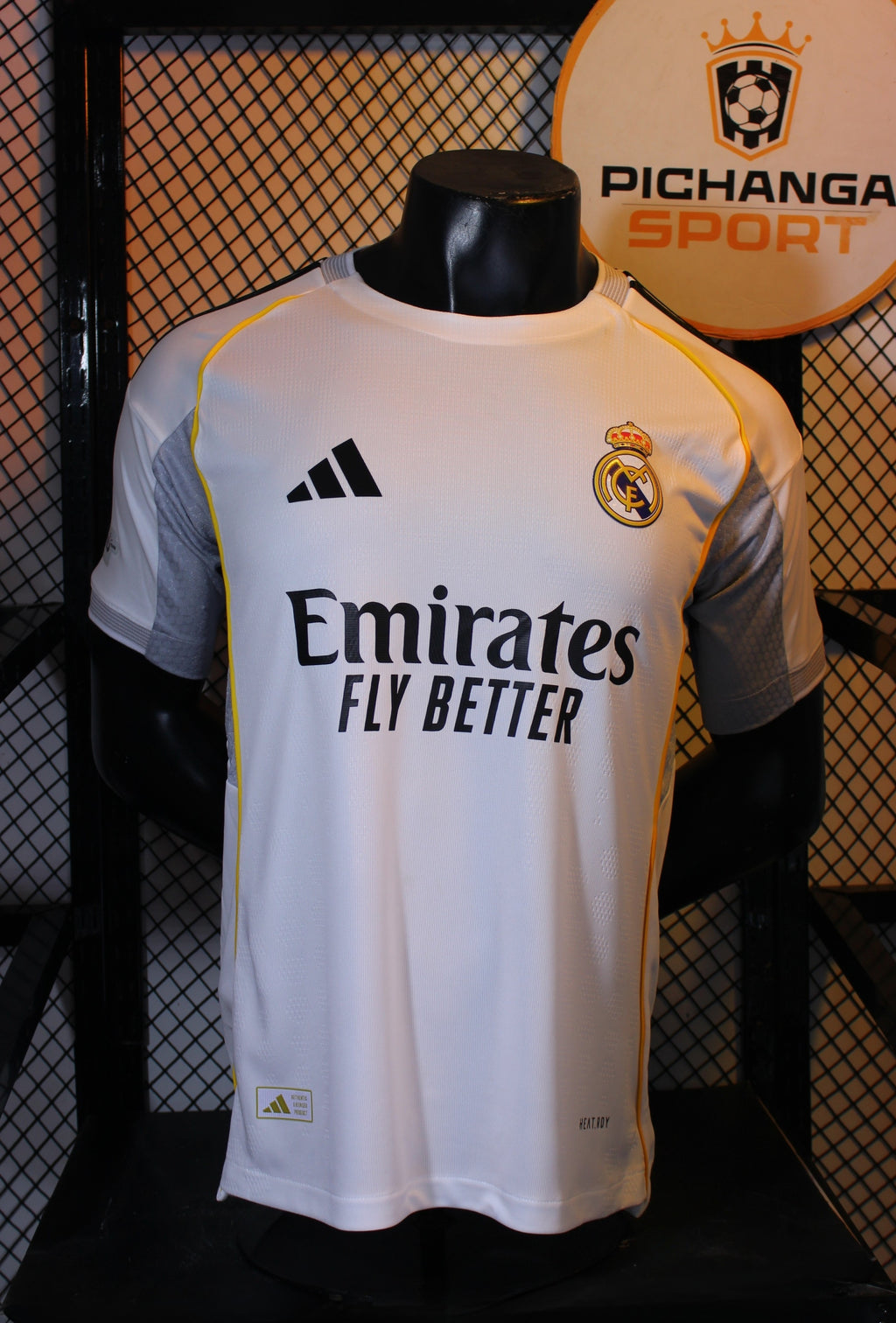 Camiseta Local Real Madrid 2025 Versión